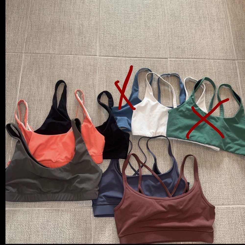 BUNDLE Vuori sports bras. medium